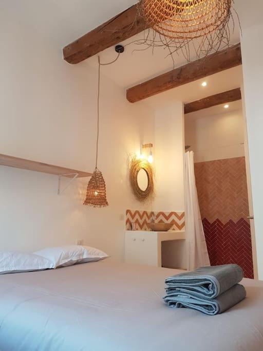 Lafrenchcasa Canebiere Marseille Bagian luar foto