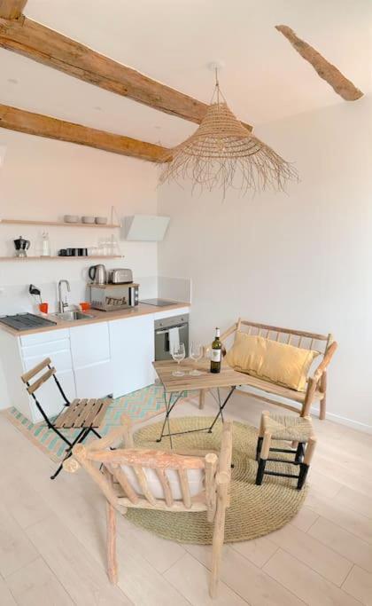 Lafrenchcasa Canebiere Marseille Bagian luar foto