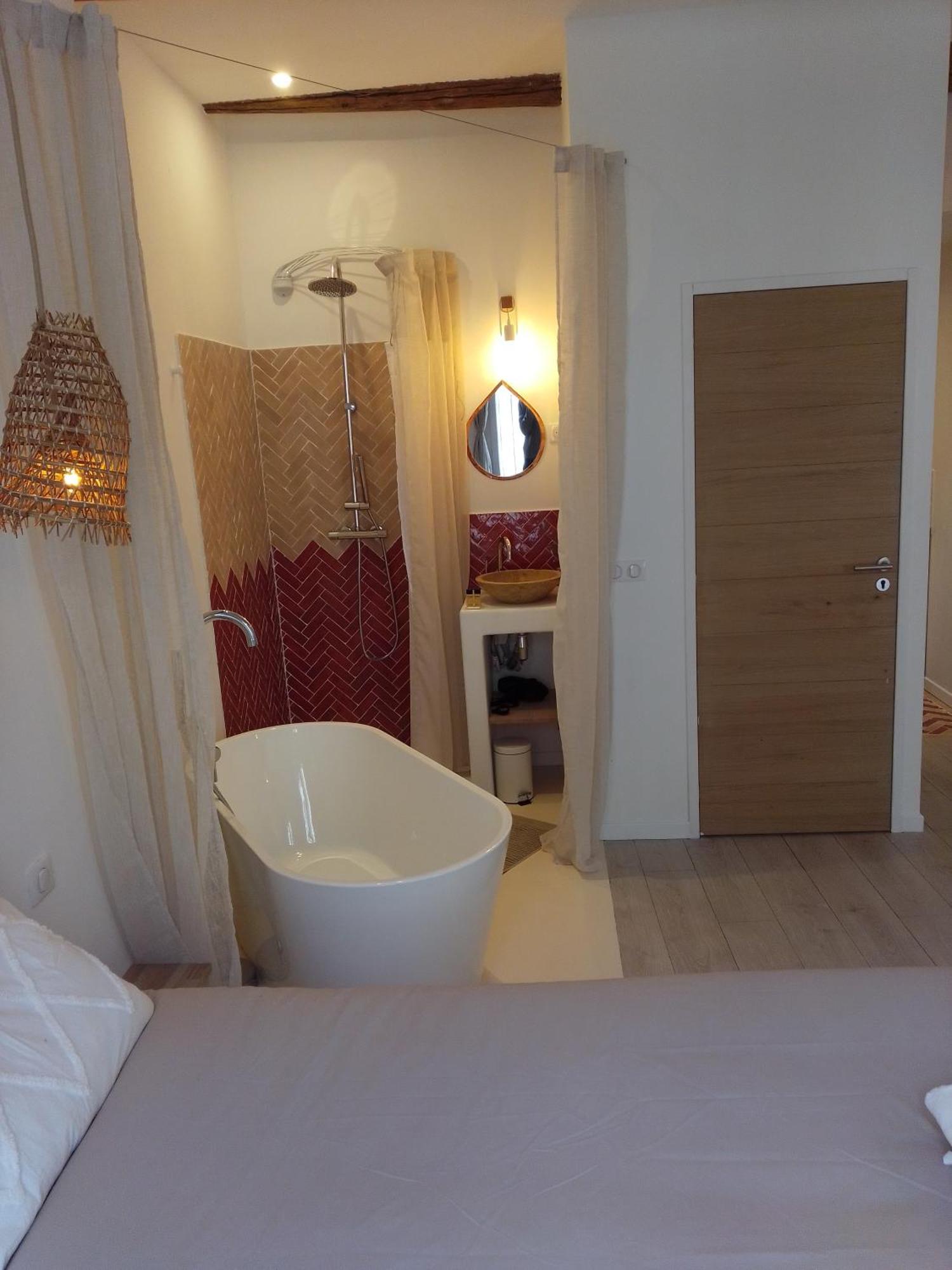 Lafrenchcasa Canebiere Marseille Bagian luar foto